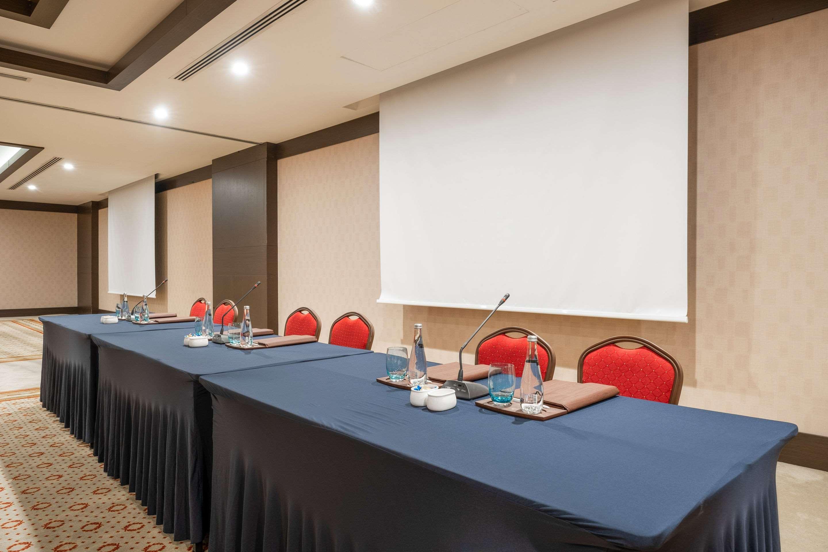 Clarion Hotel Istanbul Mahmutbey Luaran gambar
